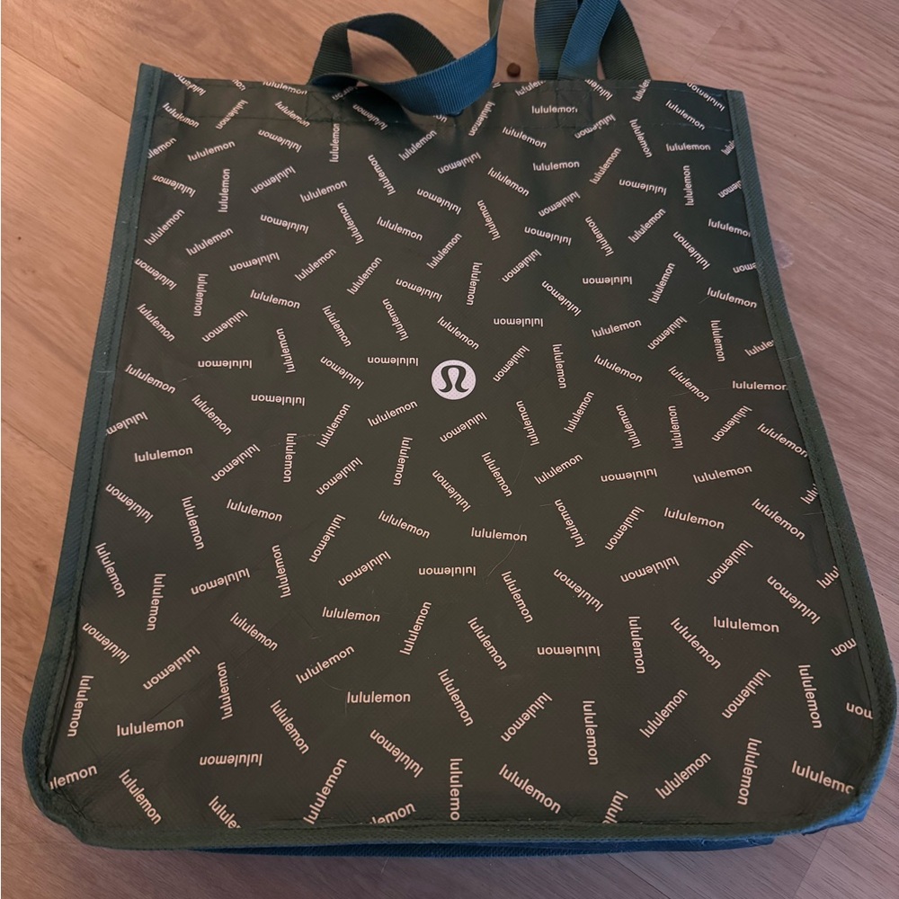 lululemon athletica Forest Green Patterned Tote